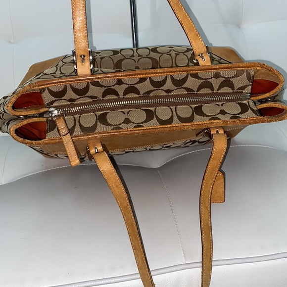 Authentic Coach CC Classic Bag - Picture 10 of 16